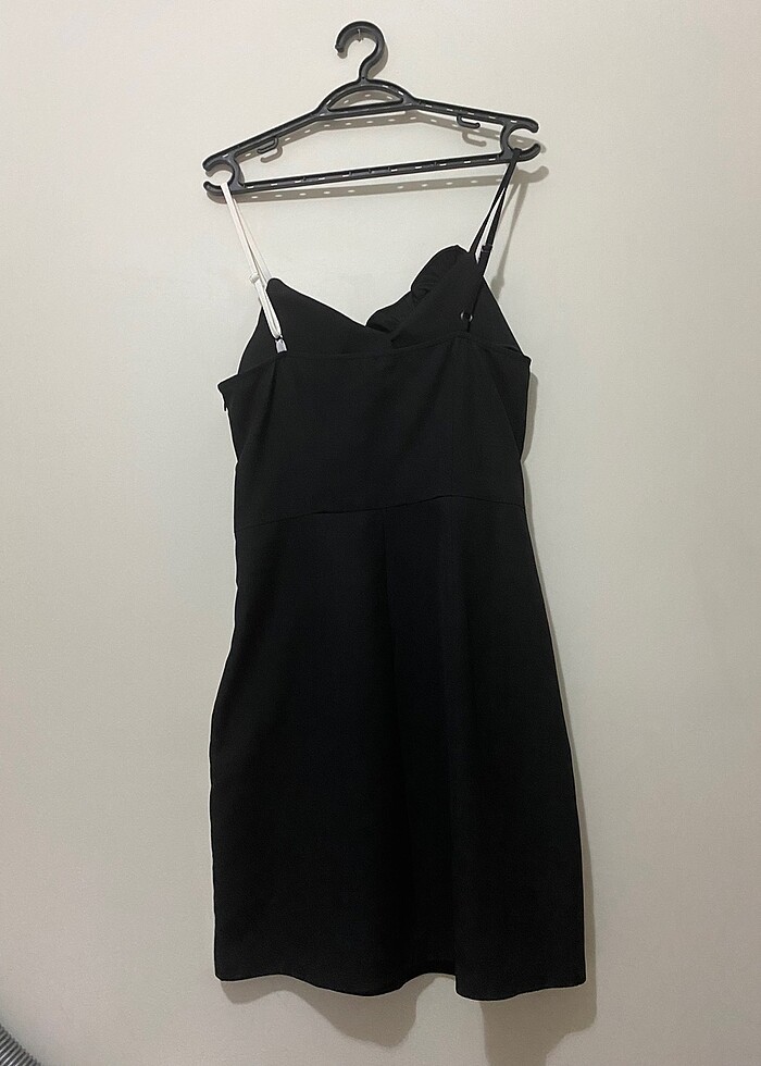 SİYAH BEYAZ ELBİSE - Görsel 5