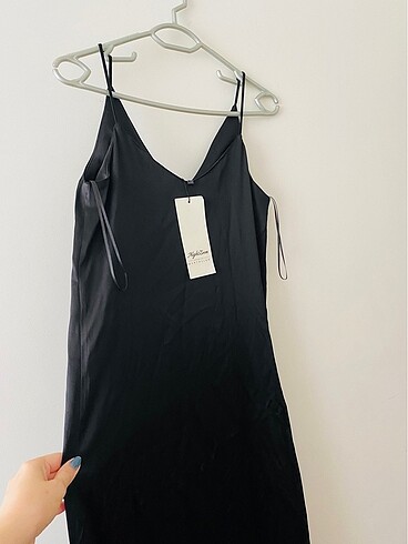 ÖZEL TASARIM ELBİSE - Görsel 2