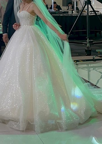 Prenses model simli taşlı kabarık gelinlik - Görsel 7