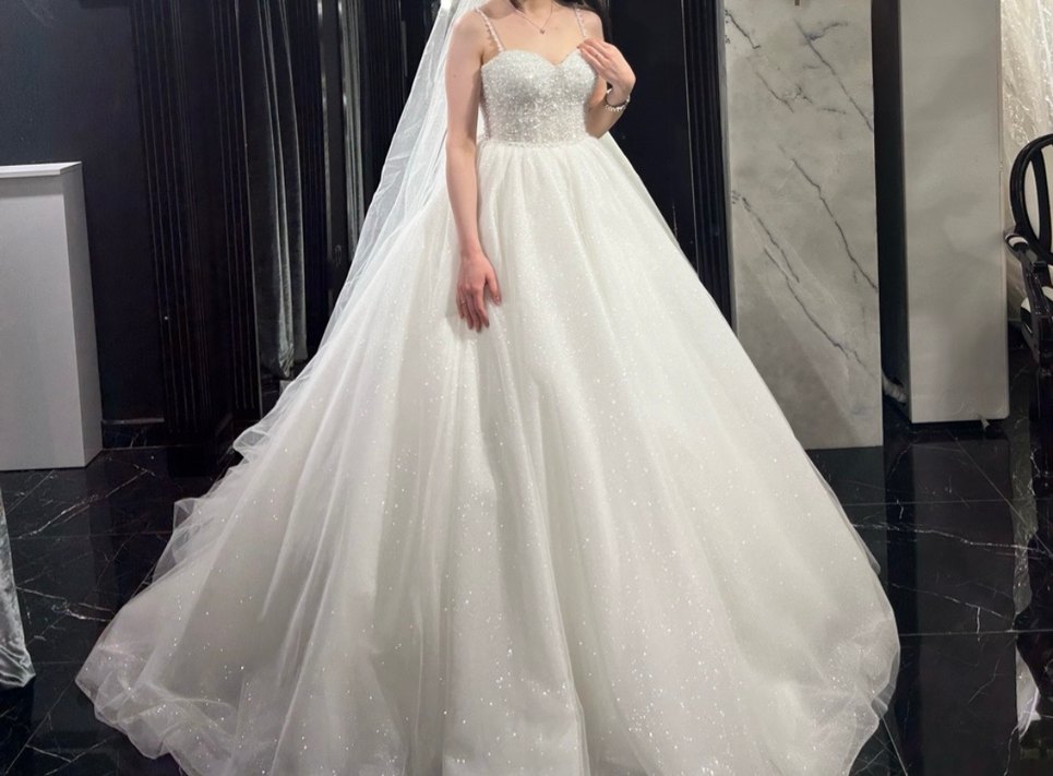 Prenses model simli taşlı kabarık gelinlik - Görsel 4