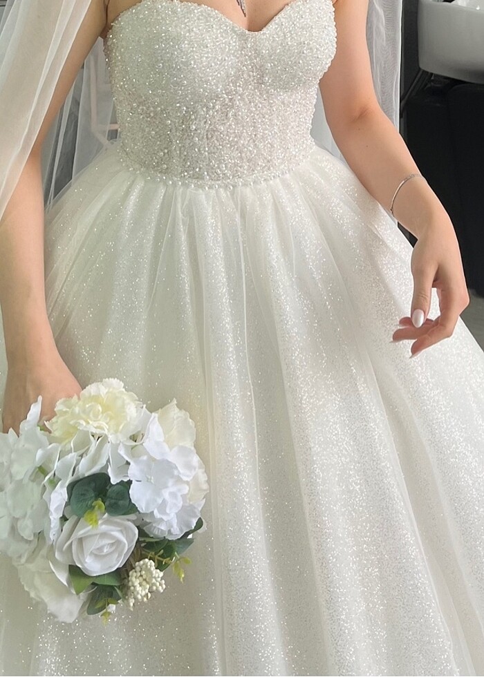 Prenses model simli taşlı kabarık gelinlik - Görsel 3