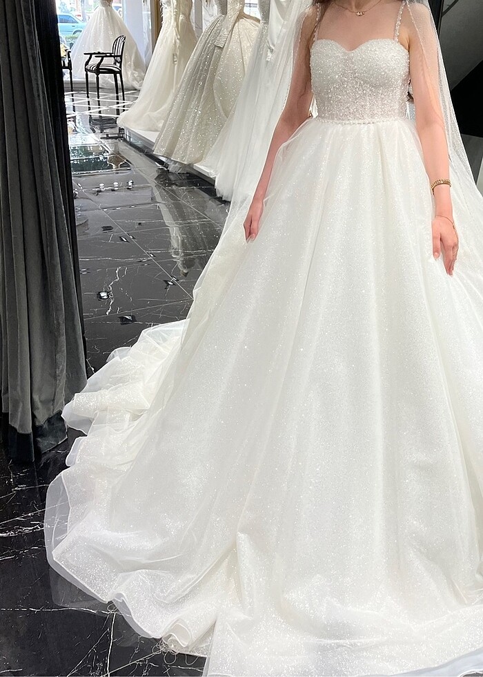 Prenses model simli taşlı kabarık gelinlik - Görsel 2