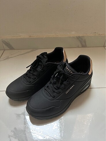 Skechers Orijinal Spor Ayakkabı