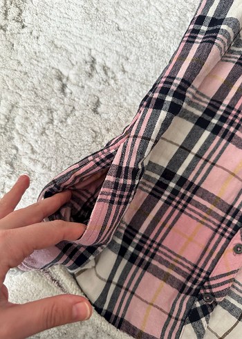 DeFacto Düğmeli, Uzun Kollu Pembe Ekose Oduncu Kadın Gömlek - Görsel 6