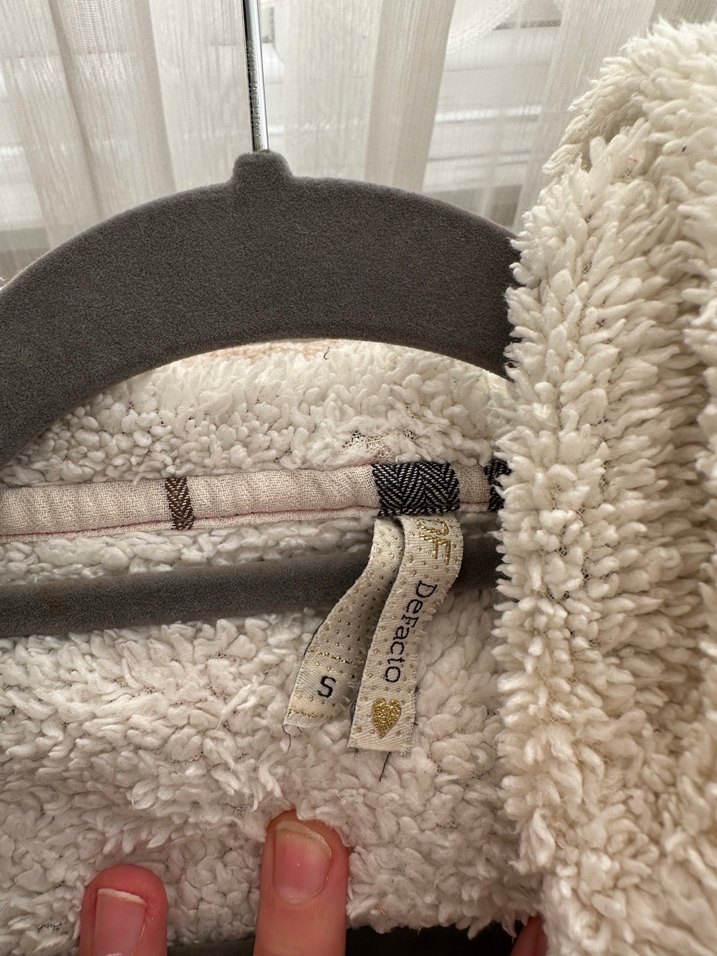 DeFacto Düğmeli, Uzun Kollu Pembe Ekose Oduncu Kadın Gömlek - Görsel 3