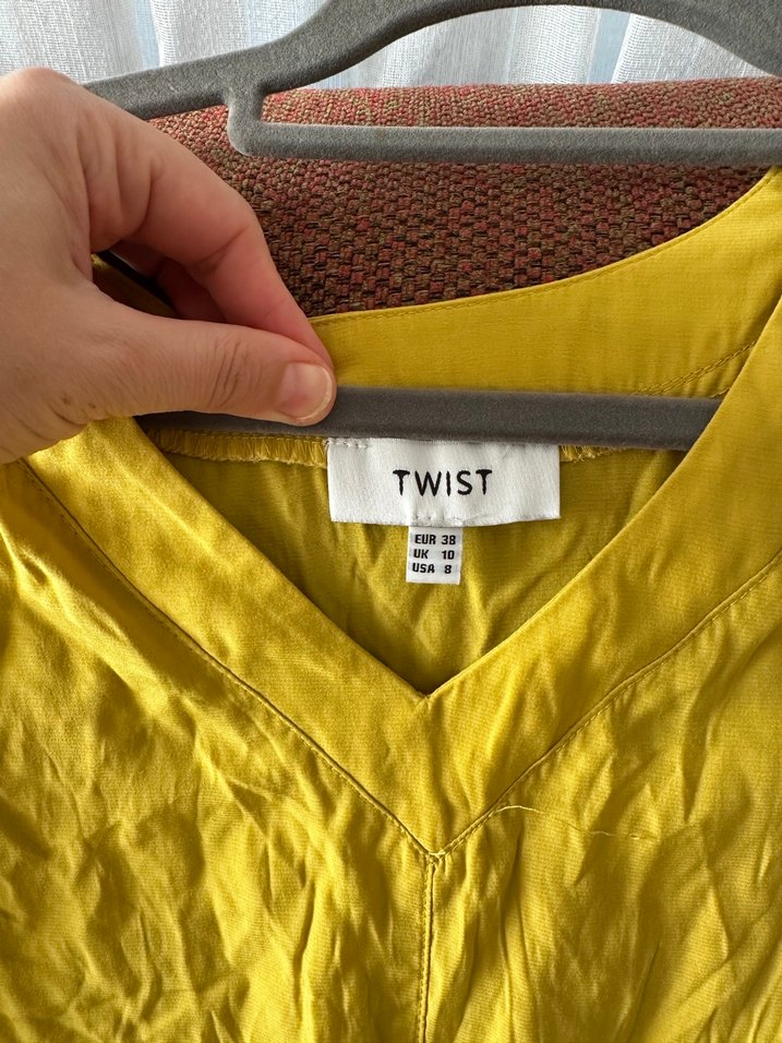 Twist Hardal V Yakalı Düğmeli Kadın Gömlek - Görsel 2