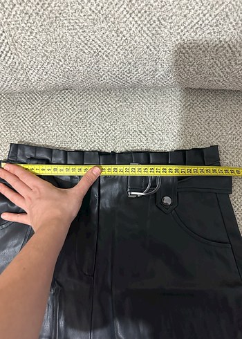 Zara Kemerli Siyah Deri Mini Etek - Görsel 7