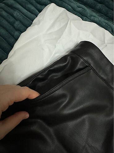 Zara Deri Şort Etek - Görsel 6