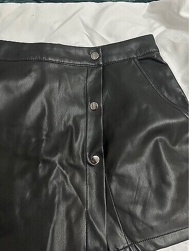 Zara Deri Şort Etek - Görsel 3