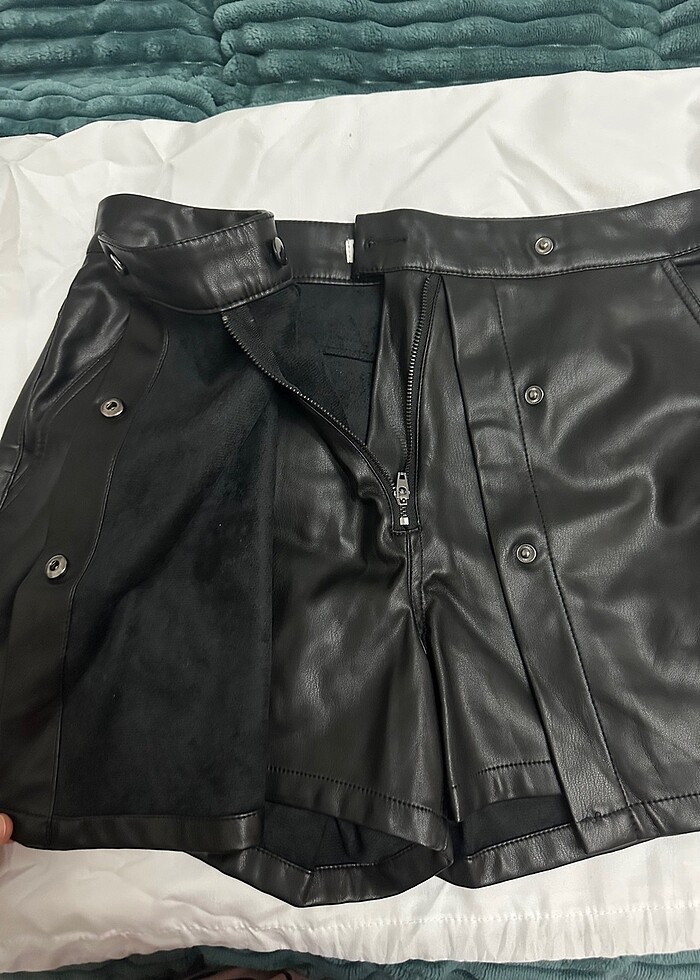 Zara Deri Şort Etek - Görsel 4