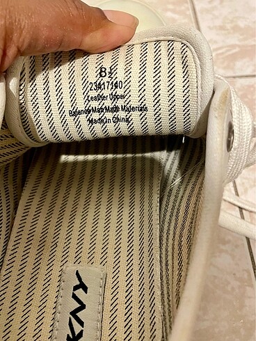 38 Beden Beyaz deri Dkny ayakkabı