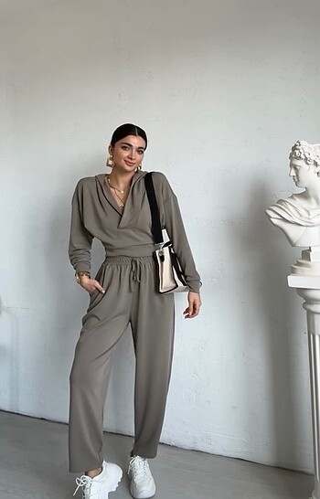 Oysho eşofman takımı