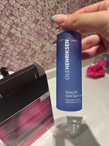 Ole Henriksen Ole Henriksen Tonik