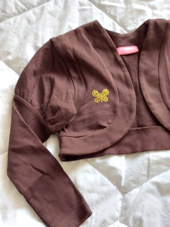 Kız Çocuk Kahverengi Düğmeli Bolero - Görsel 4