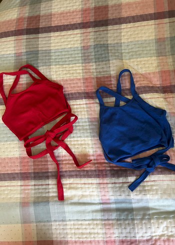 Kırmızı Bağlamalı Mini Crop Top