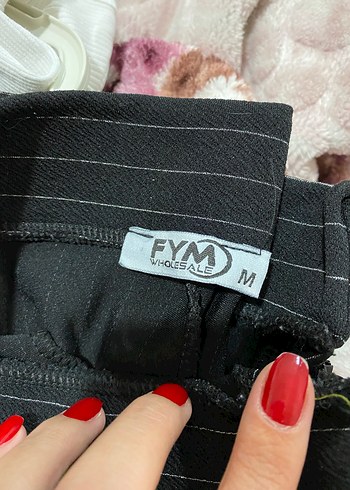 Siyah Çizgili Pilili Kadın Kumaş Pantolon - Görsel 2