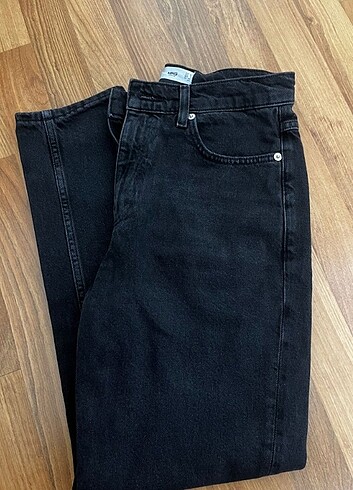 Mango Mom Siyah Jean