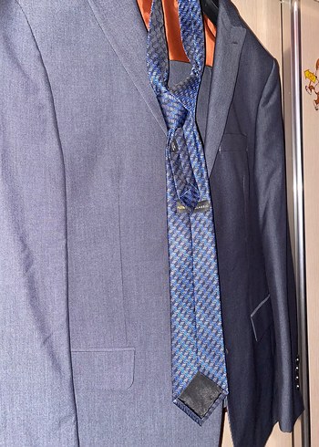 Düğmeli Erkek Gri Desenli Takım Elbise - Görsel 3