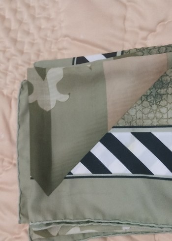 eşarp az kullanılmıştır - Görsel 4