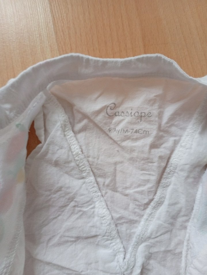 Nakışlı Beyaz Kız Kolsuz Keten Gömlek - Görsel 3