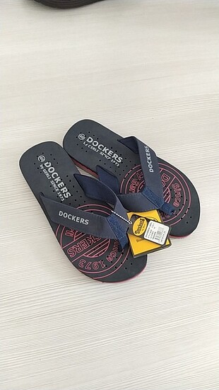 Dockers erkek terliği 