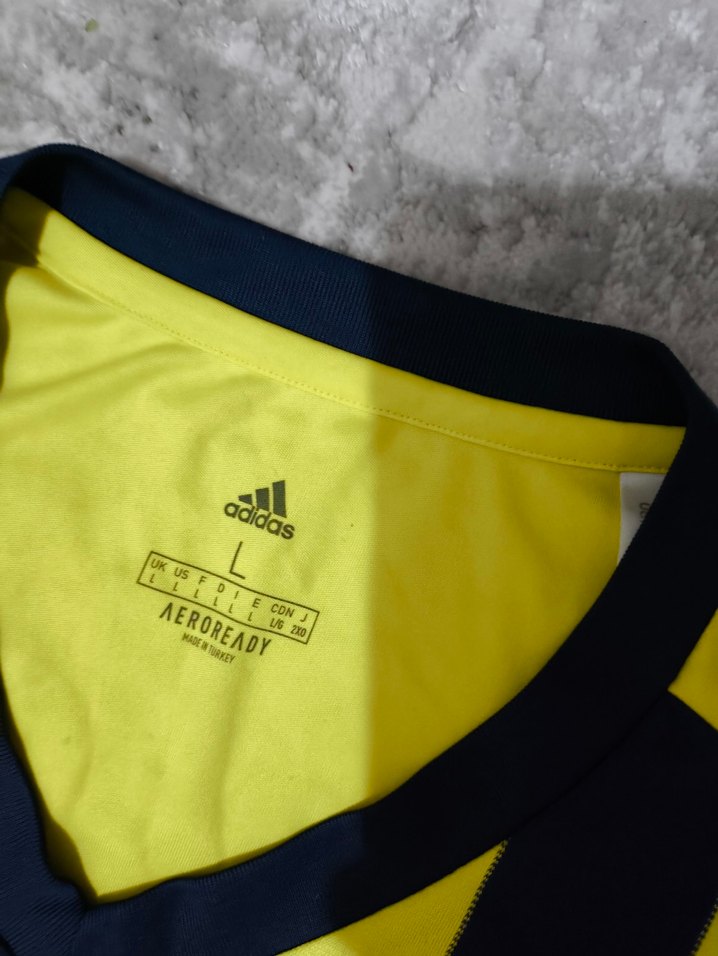 Sarı Siyah Erkek V-Yaka Spor Forma - Görsel 4