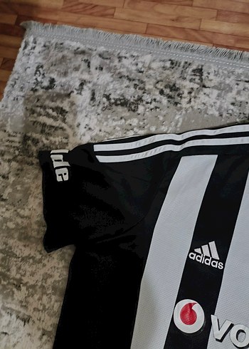 Erkek Gri Çizgili Kısa Kollu Spor Forma - Görsel 3