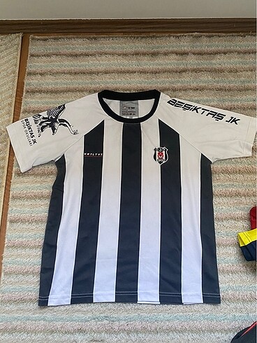 Kartal yuvası beşiktaş 14 yaş tişört forma