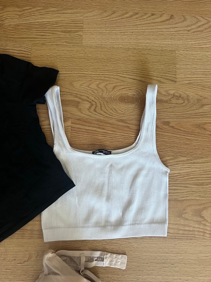 Beyaz Mini Fitilli Atlet - Görsel 3