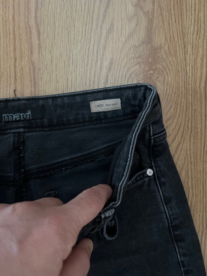 Kadın Siyah Midi Boy Denim Pantolon - Görsel 3