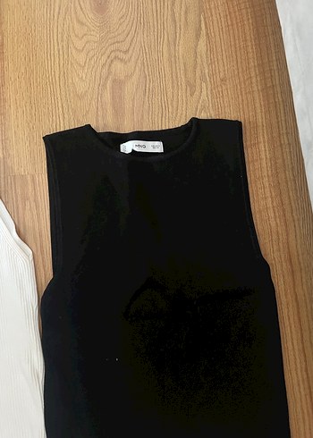 Kadın V Yakalı Kolsuz Mini Atlet - Görsel 2