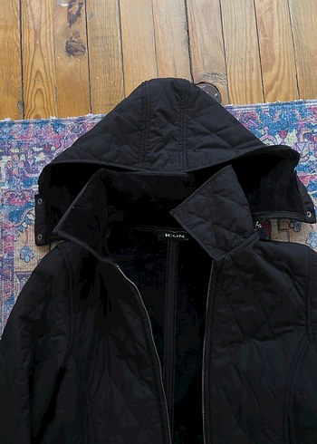 Siyah Kapüşonlu Uzun Kadın Mont - Görsel 3