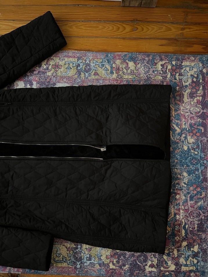 Siyah Kapüşonlu Uzun Kadın Mont - Görsel 4