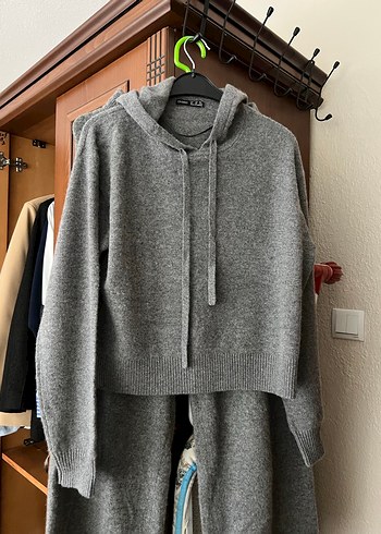 Oysho Gri Orgu Kadin Sweatshirt