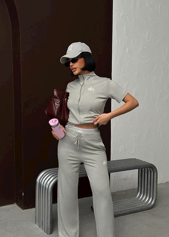 Gri Kadın 3 parça Şık Kısa Kollu Eşofman Takımı - Görsel 2