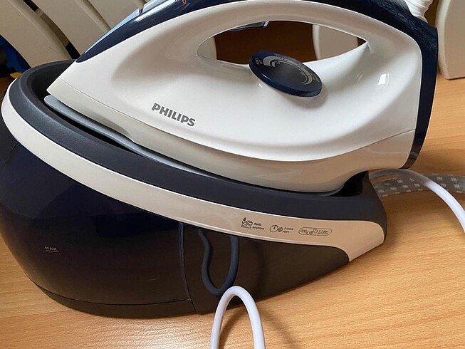 Philips Buhar Kazanlı Ütü