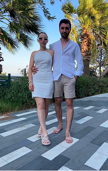 Trendyol & Milla Sırtı açık keten elbise