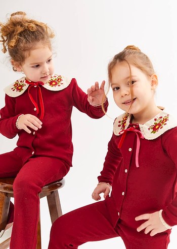 6 Yaş Beden bordo Renk Bordo Nakışlı Kız Çocuk Düğmeli Takımı