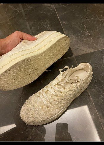 Nakışlı Beyaz Platform Topuklu Kadın Spor Ayakkabı - Görsel 5