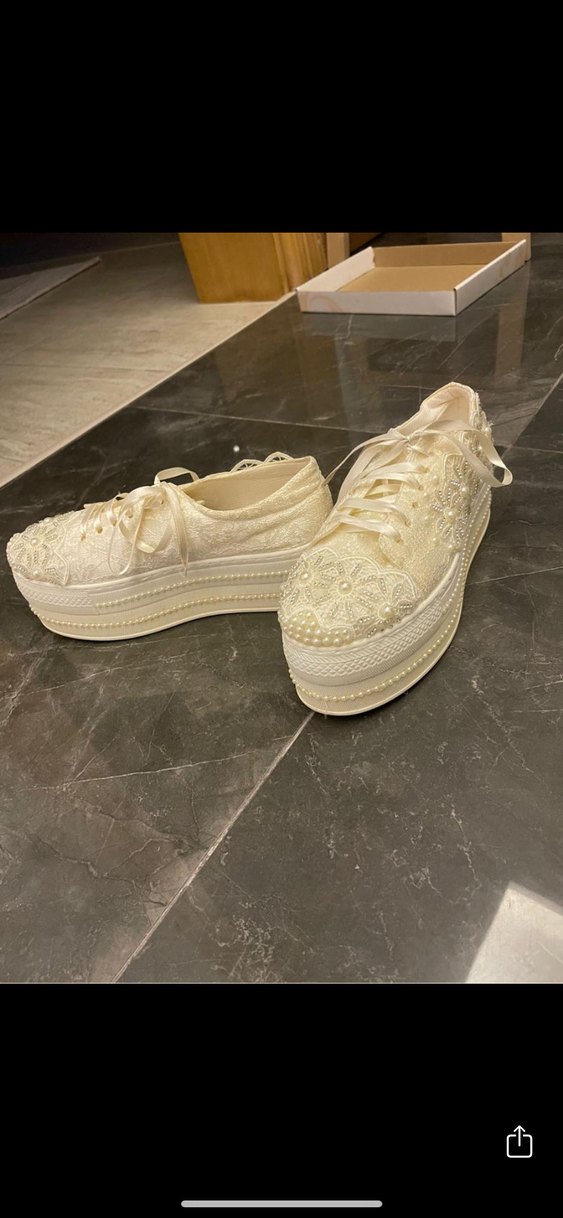 Nakışlı Beyaz Platform Topuklu Kadın Spor Ayakkabı - Görsel 3