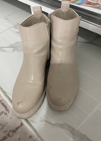 Bej Deri Kadın Dolgu Topuklu Bot - Görsel 3