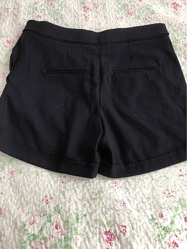 44 Beden H&M şort