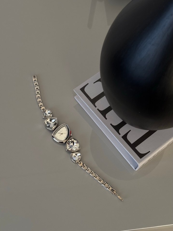 Taşlı saat - Görsel 2