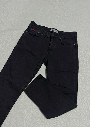 Lee Cooper 31