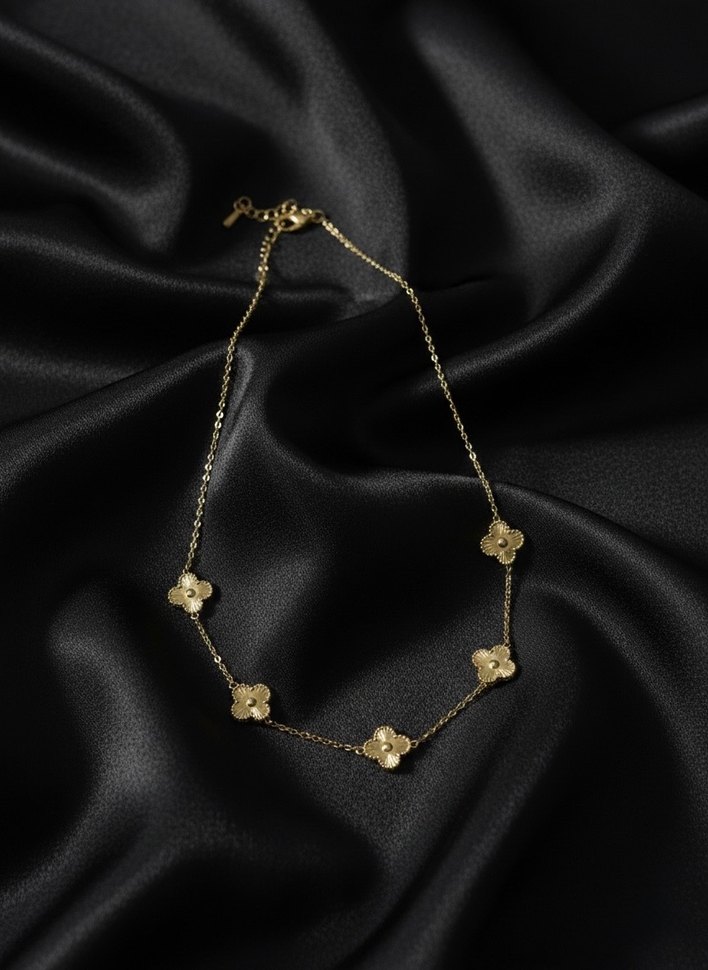 Çelik Yonca Kolye - Görsel 2