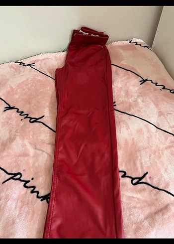 Kırmızı deri pantolon - Görsel 3