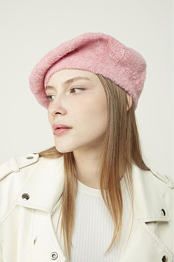 Zara Pembe fransız bere
