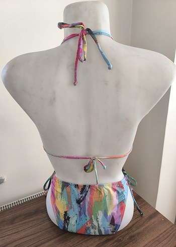 Renkli Bağlamalı Bikini - Görsel 2