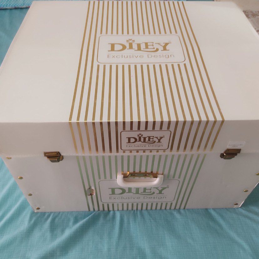 KREM RENGİ YATAK ÖRTÜSÜ - Görsel 3