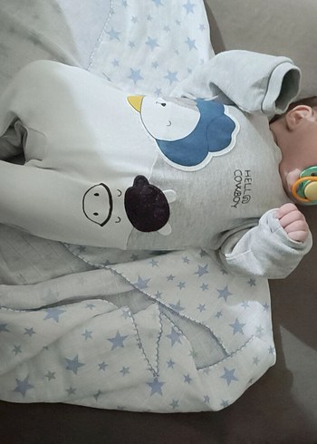 Gri Baskılı Bebek Uyku Tulumu